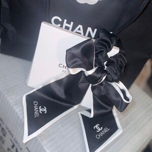 CHANEL Beauty Black and White Hair Scrunchee with Ribbon